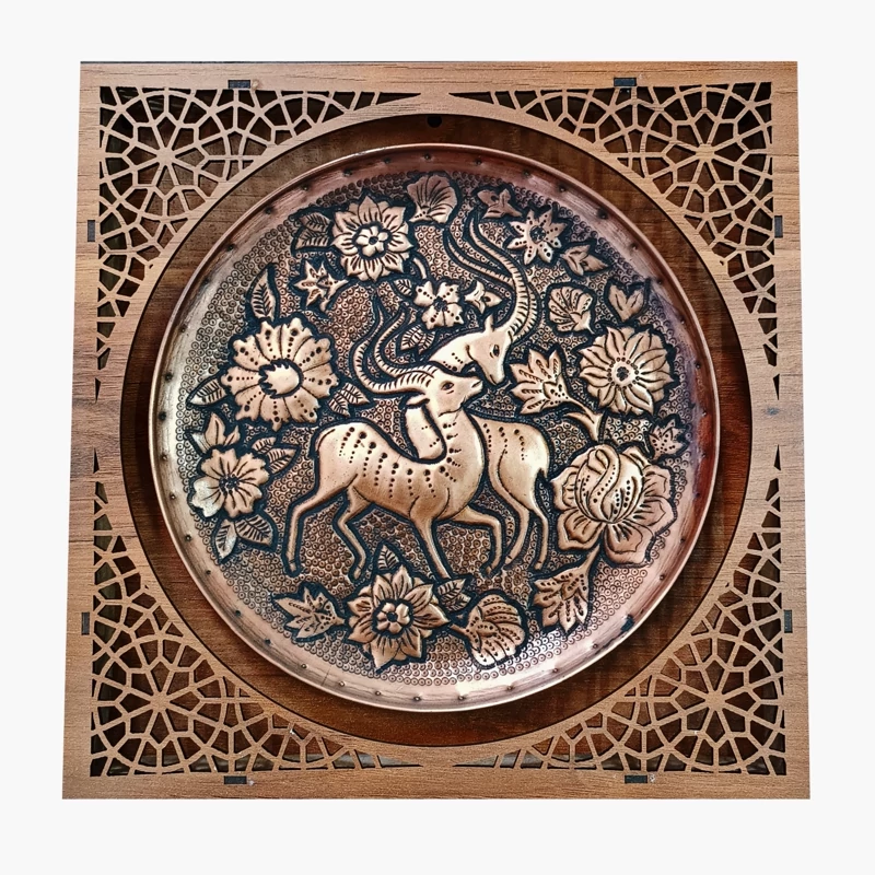 دیوارکوب قلمزنی طرح دو آهو