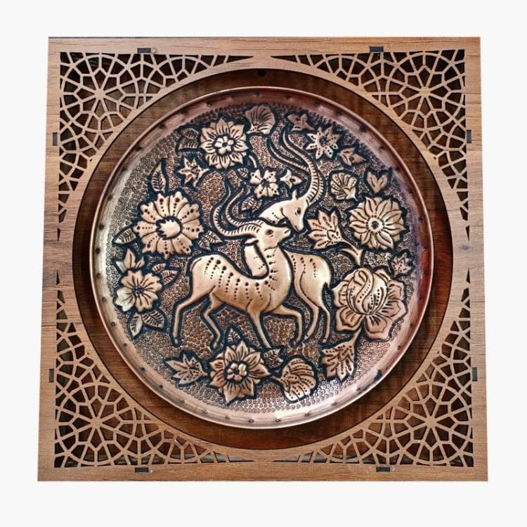 دیوارکوب قلمزنی مسی طرح دو آهو
