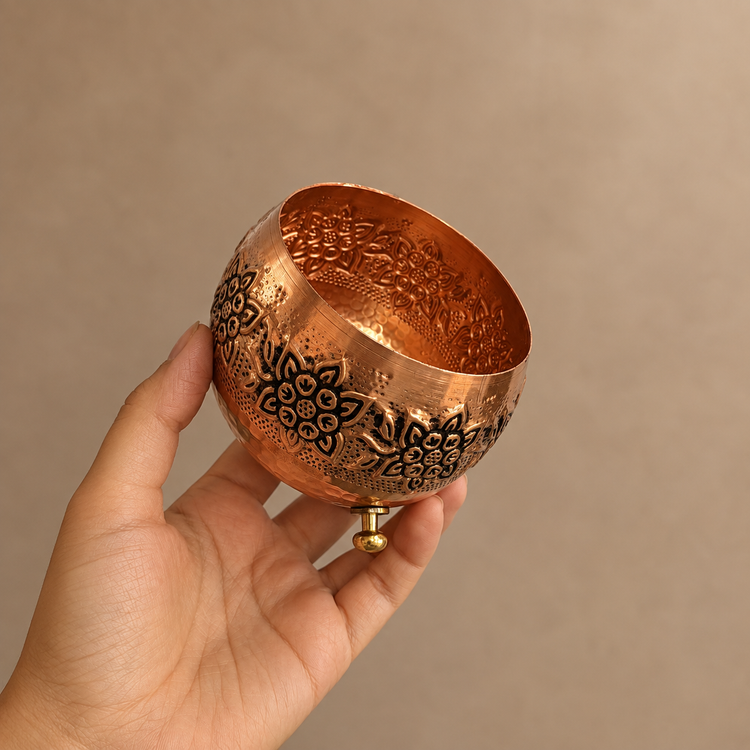 اردوخوری گوی گلدار همراه با رولت خوری گلبرگ