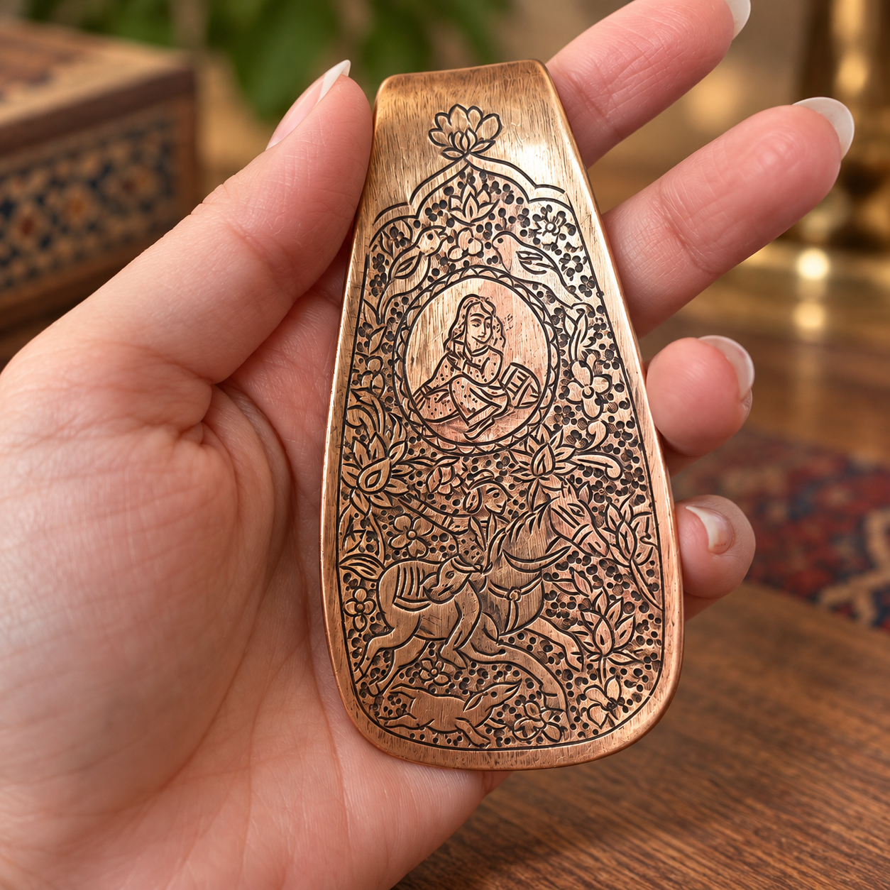 پاشنه کش برنجی طرح قاجار